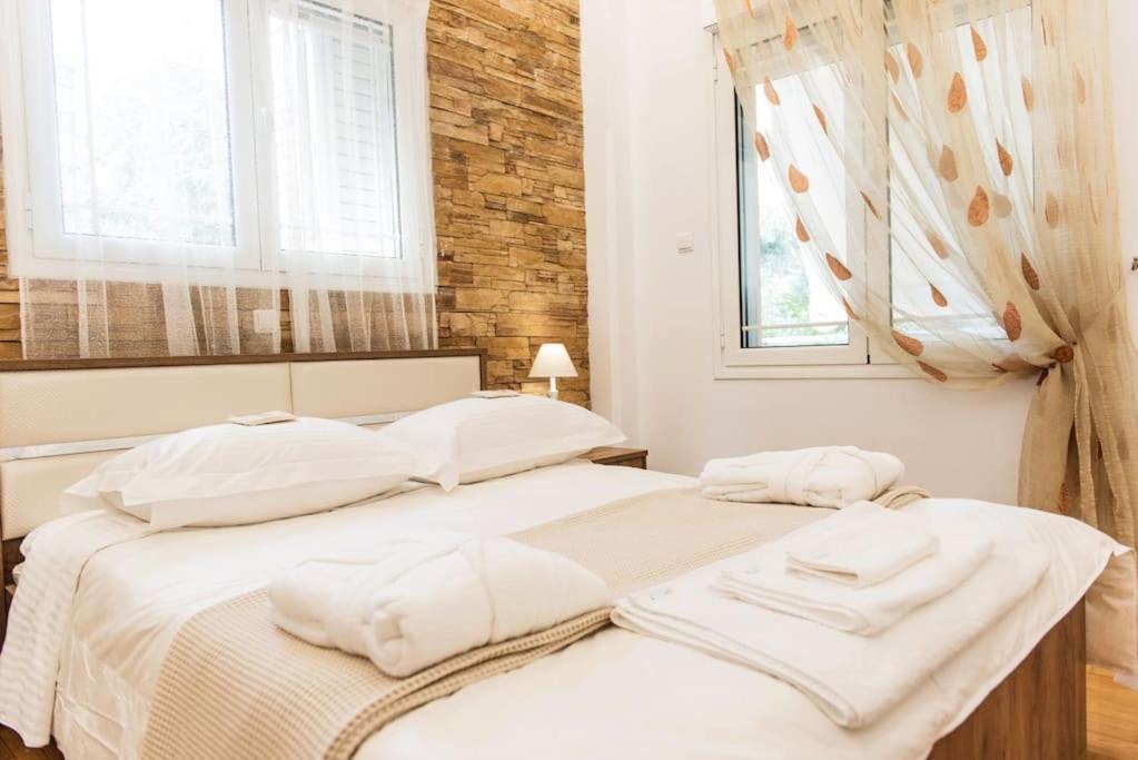 Kifisia Kallisti Suites Athens Exterior photo